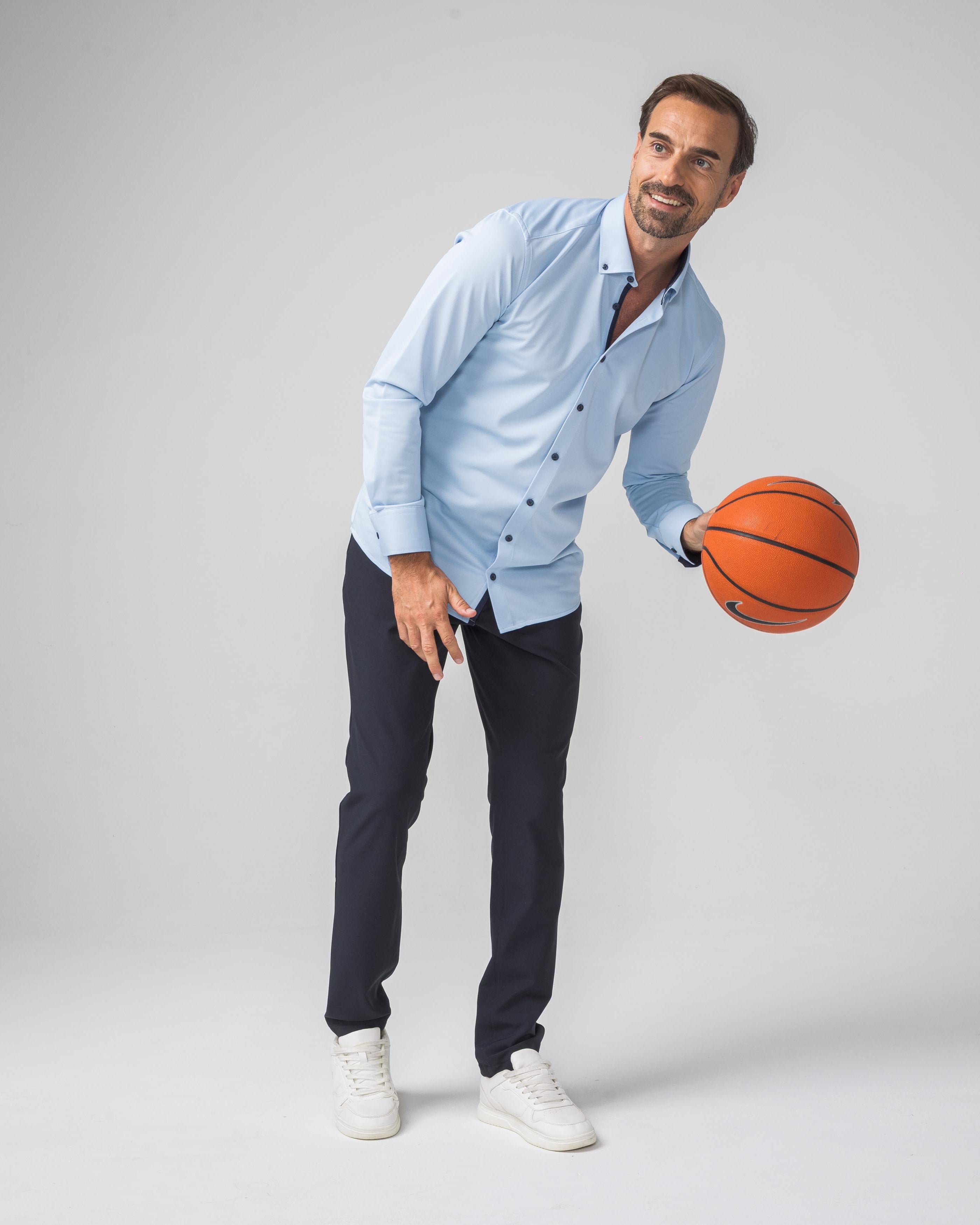 Performance Hemd Button-Down Hellblau/Marine - Noser Fashion AG