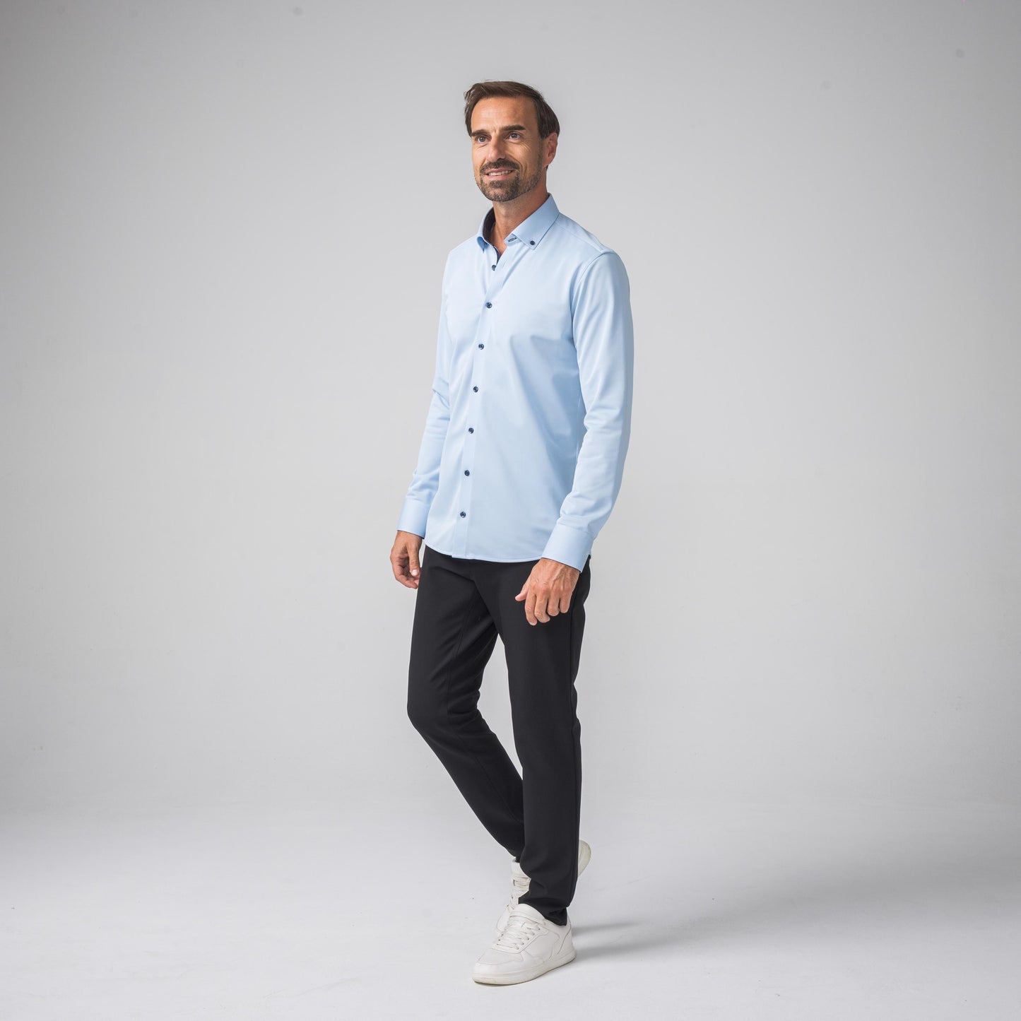 Performance Hemd Button-Down Hellblau/Marine - Noser Fashion AG