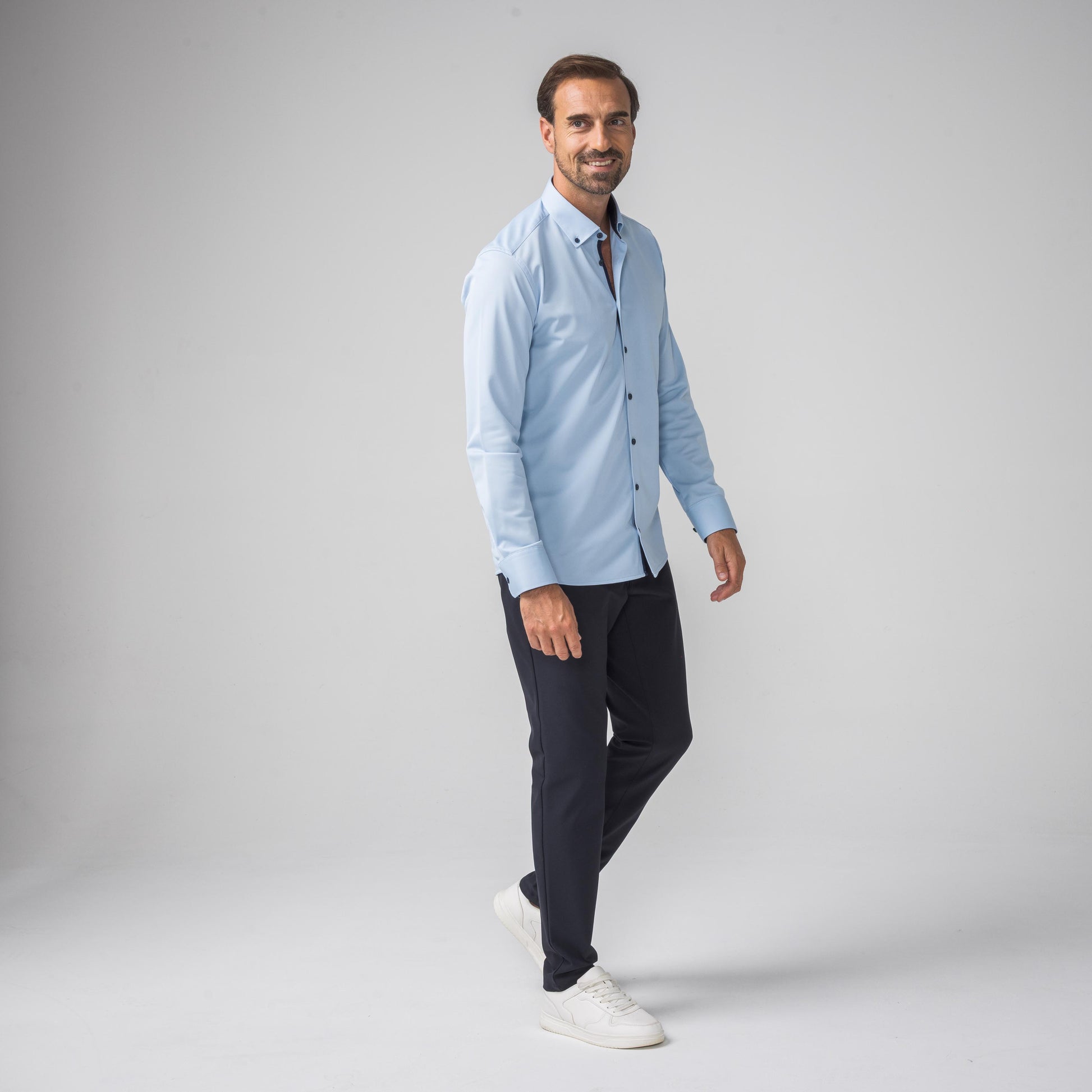 Performance Hemd Button-Down Hellblau/Marine - Noser Fashion AG