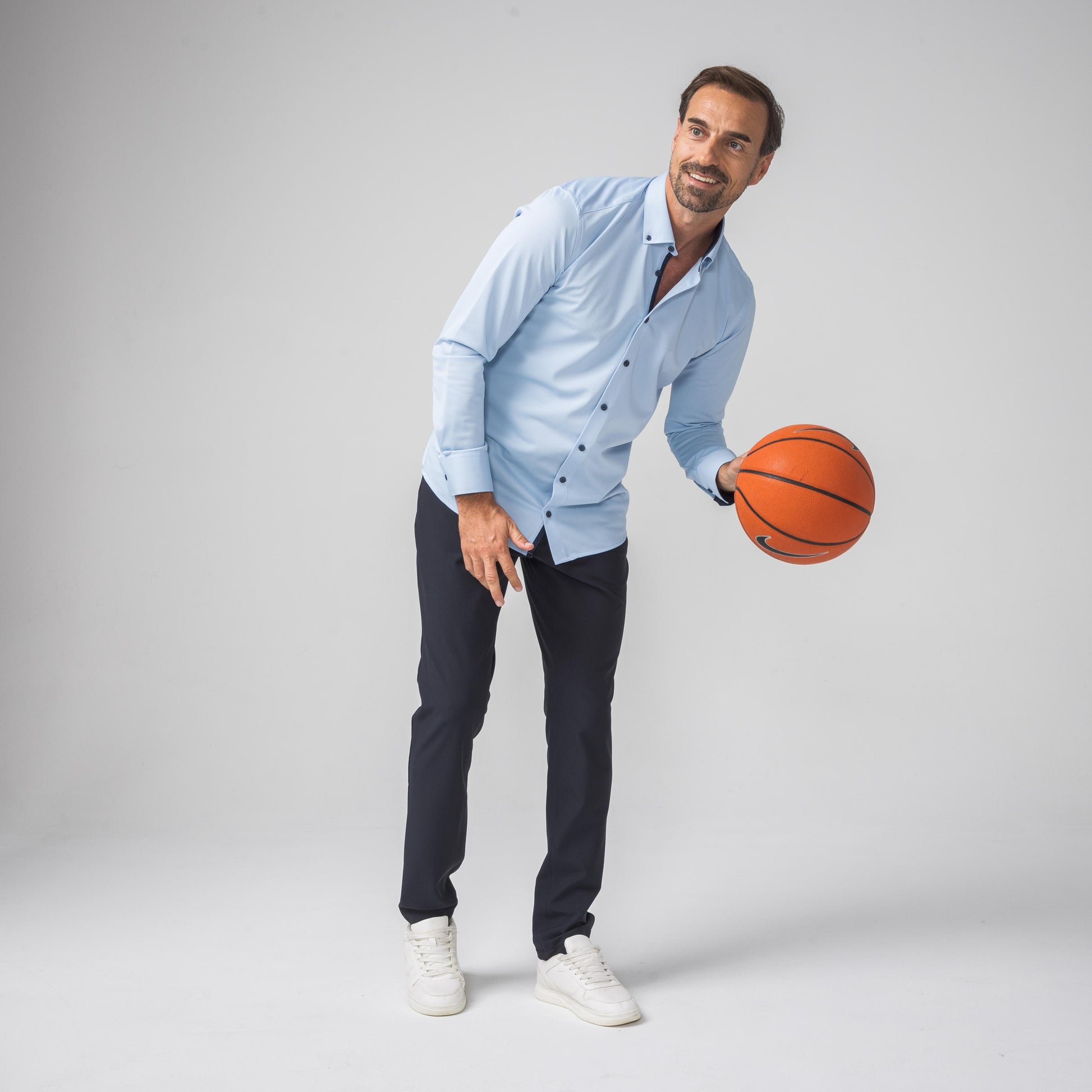 Performance Hemd Button-Down Hellblau/Marine - Noser Fashion AG