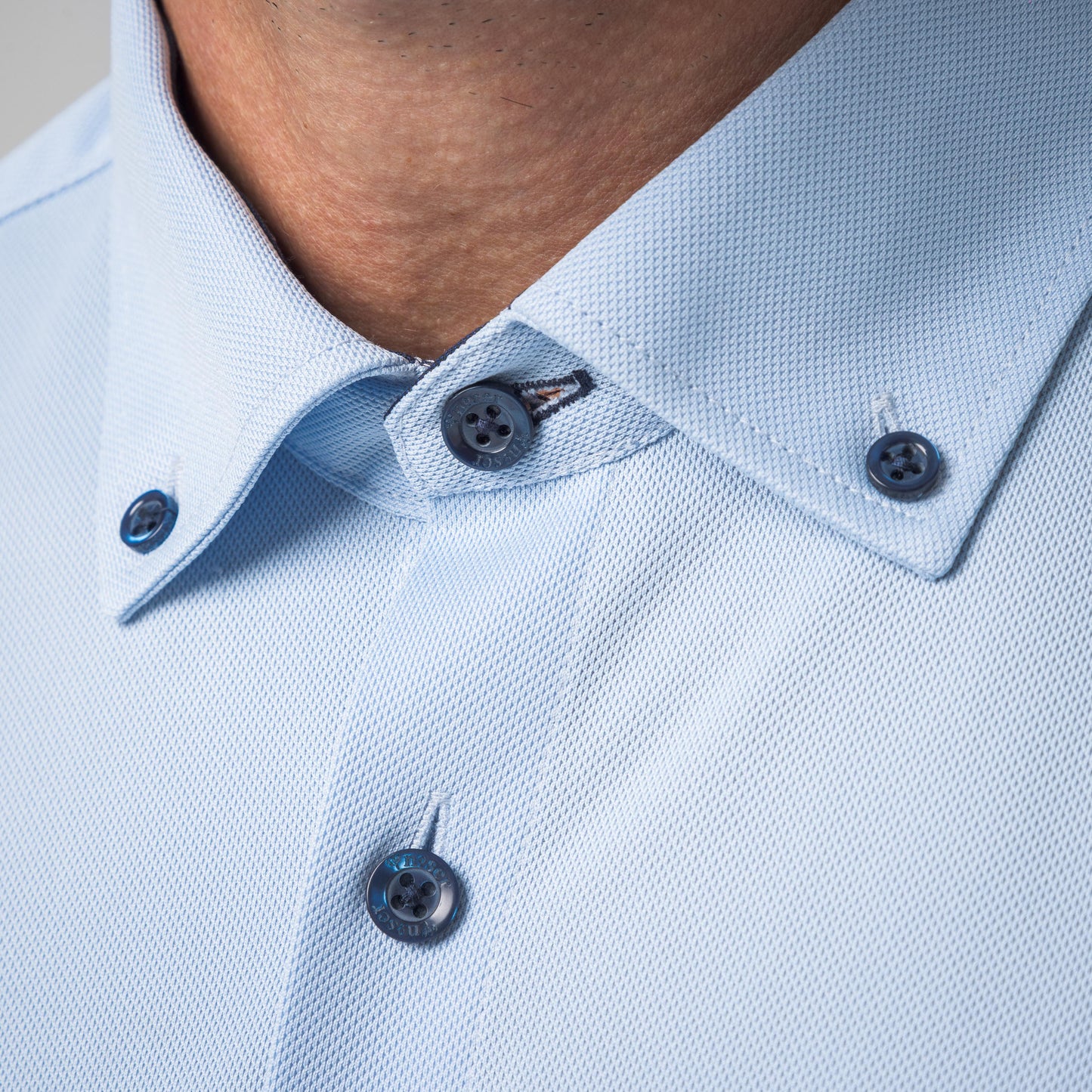 Performance Hemd Button-Down Hellblau/Marine - Noser Fashion AG
