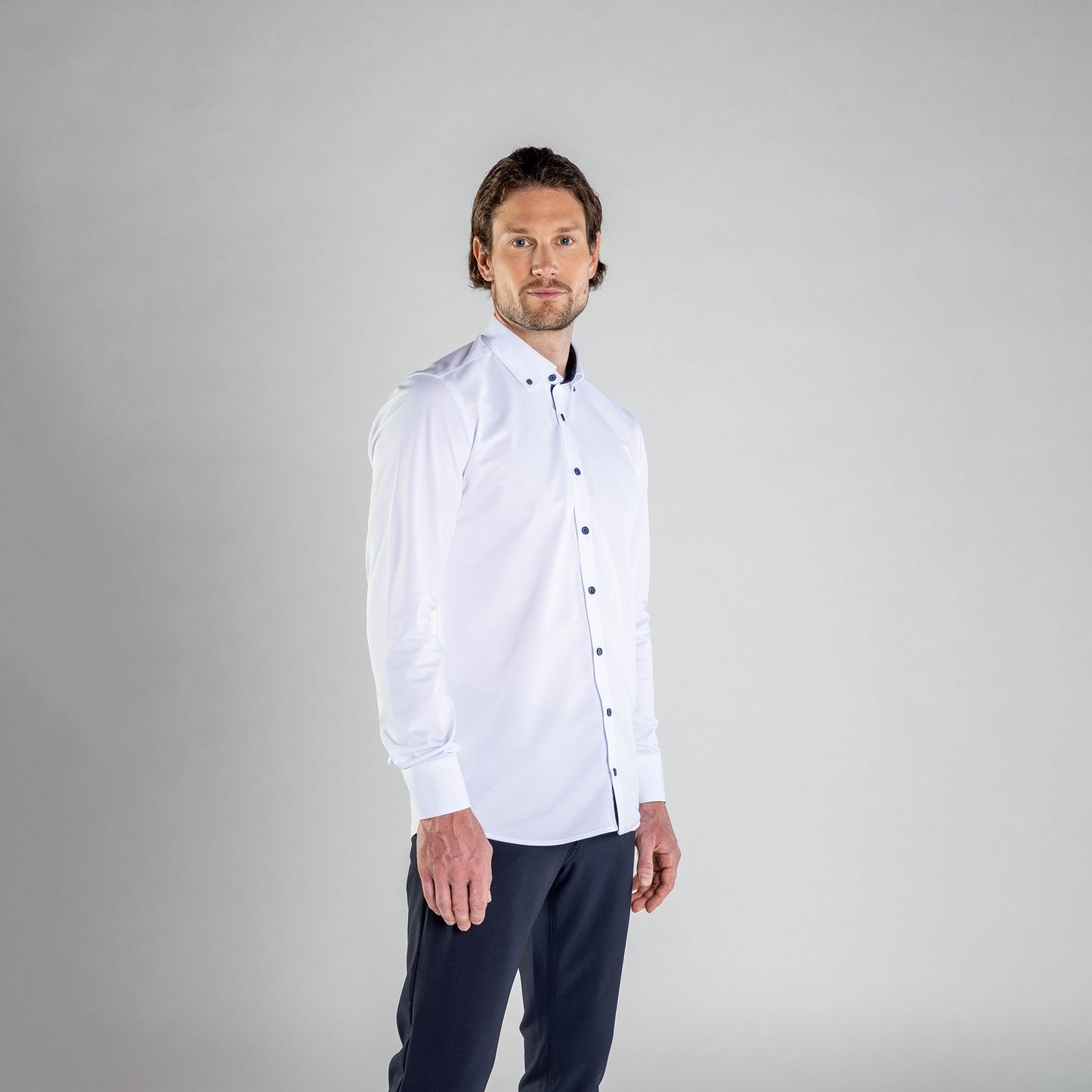 Performance Hemd Button-Down Weiss/Marine - Noser Fashion AG