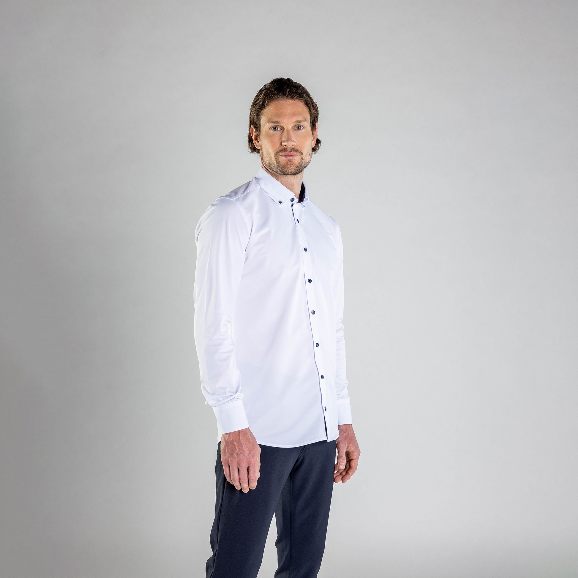 Performance Hemd Button-Down Weiss/Marine - Noser Fashion AG