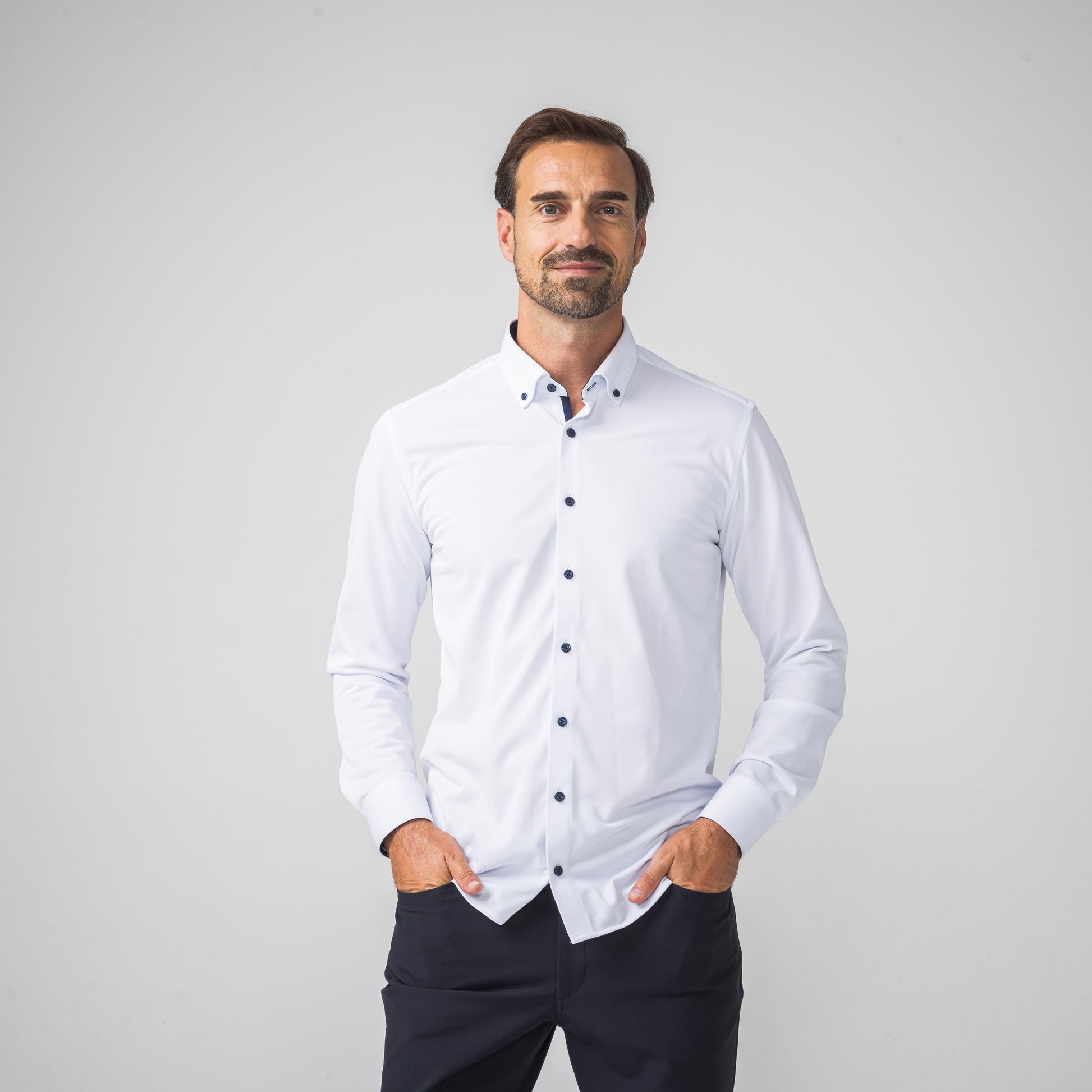 Performance Hemd Button-Down Weiss/Marine - Noser Fashion AG